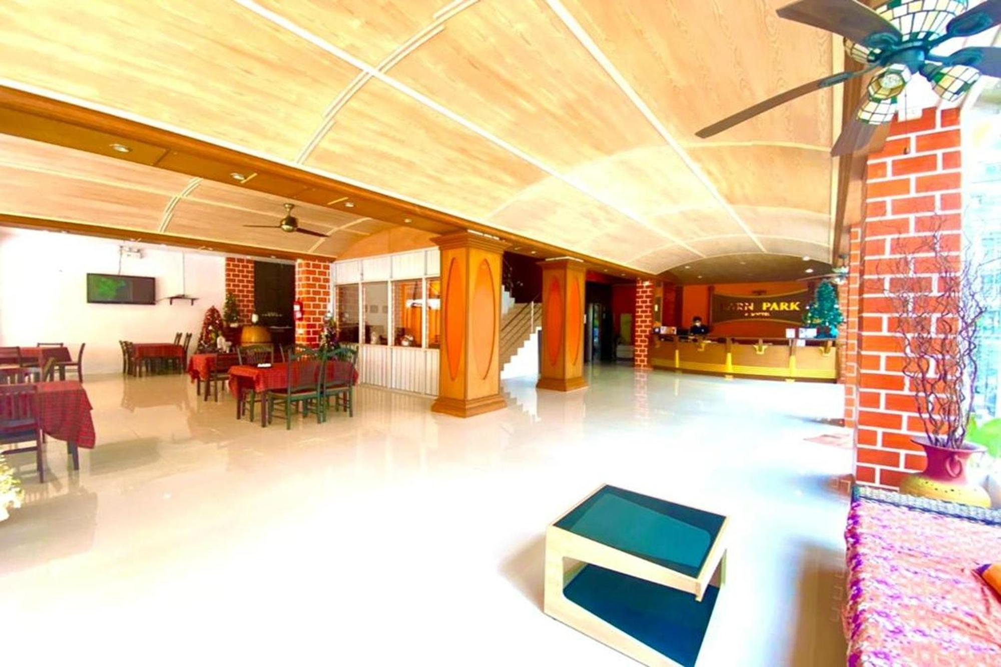 One World One Home Patong 2 외부 사진